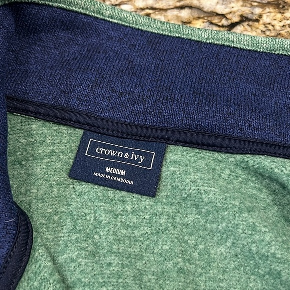 Crown & Ivy Green Sweatshirt Hoodie - Picture 5 of 13